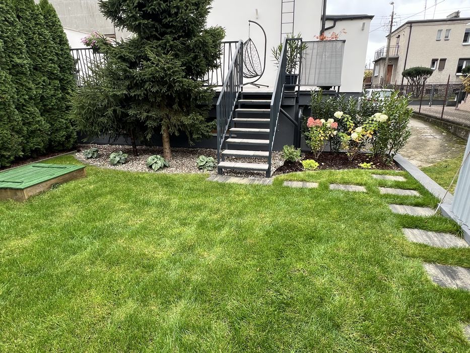 Zakładanie ogrodów/ Pielęgnacja/ Systemy nawadniające