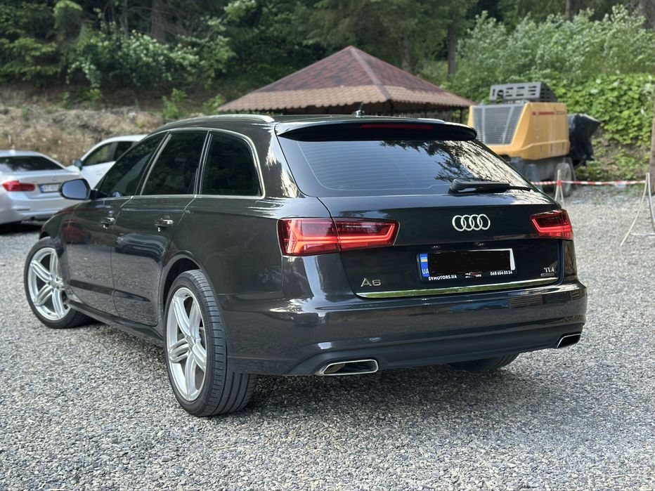 Audi A6 quattro