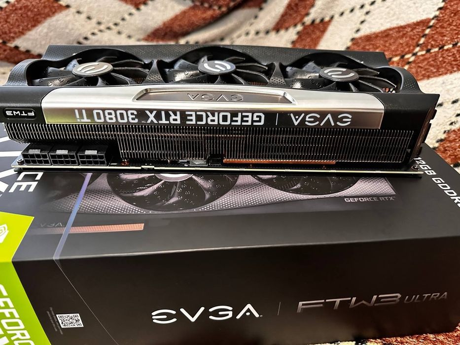 EVGA Geforse Rtx 3080ti ftw3 ultra