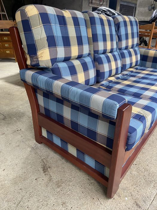 Sofá - cama de madeira