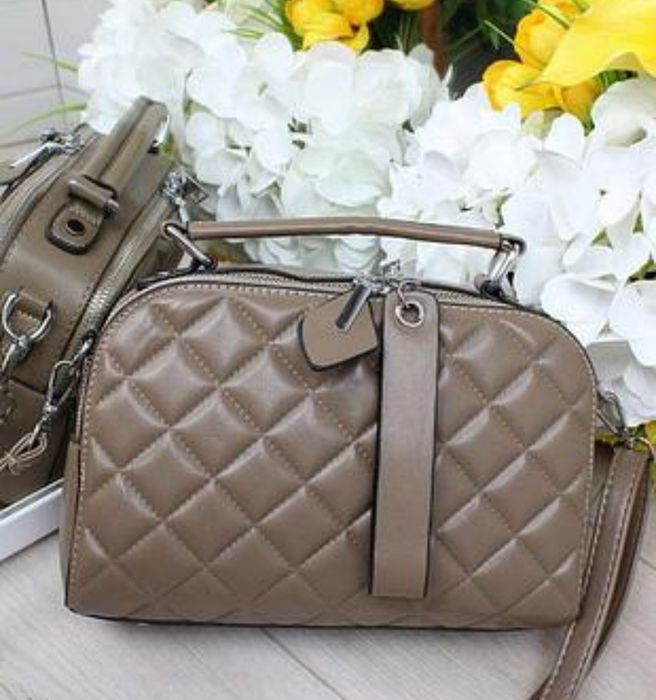 Сумочки   750 грн (ціни уточняйте )
