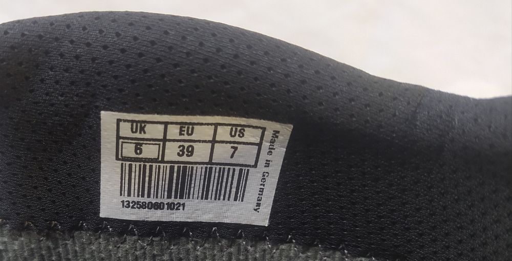 Черевики високі,39р., Натуральна шкіра.