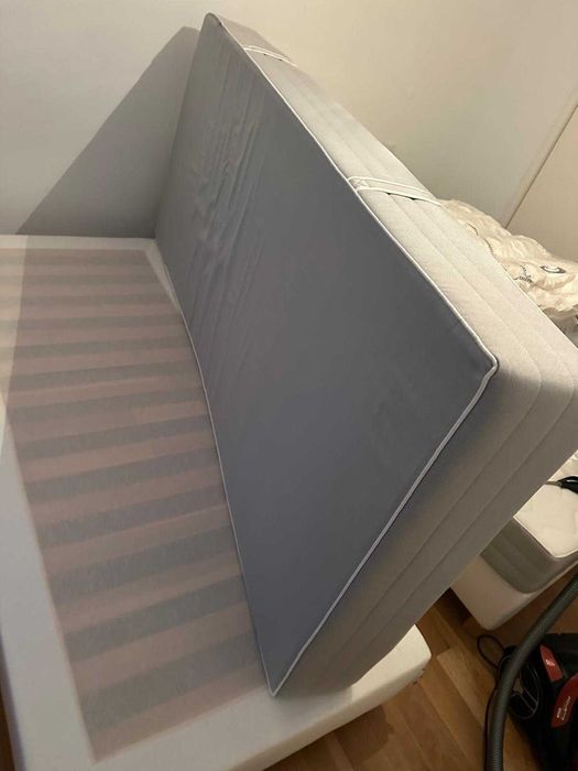 2 Sommiers individuais + colchões IKEA (como novos)