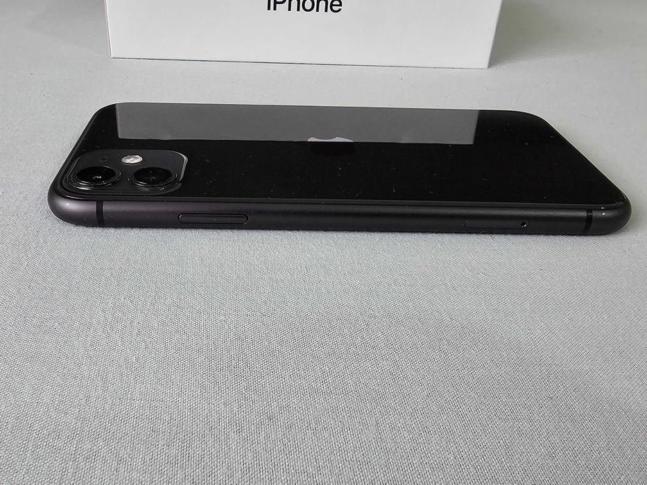 Iphone 11 128Gb. Como novo. 83% Bateria.  Tudo de origem