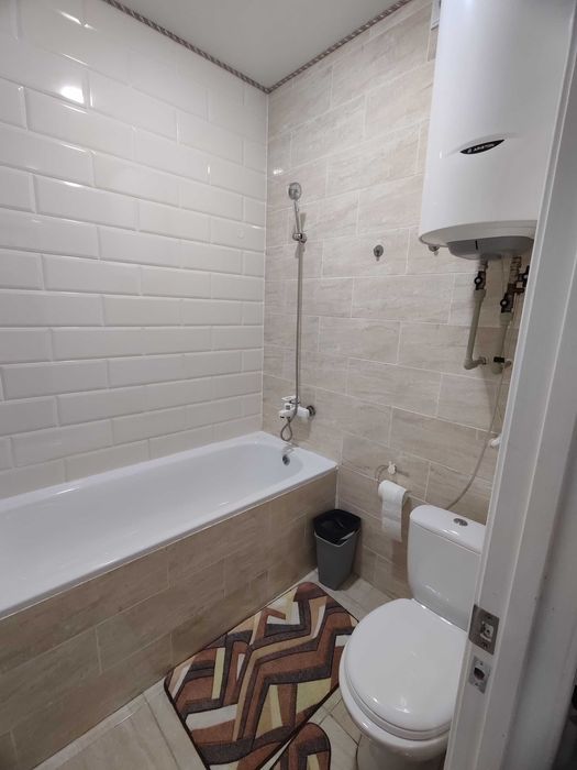 Продаж квартири по вул. Тихвінська, буд. 4(КРЕС)