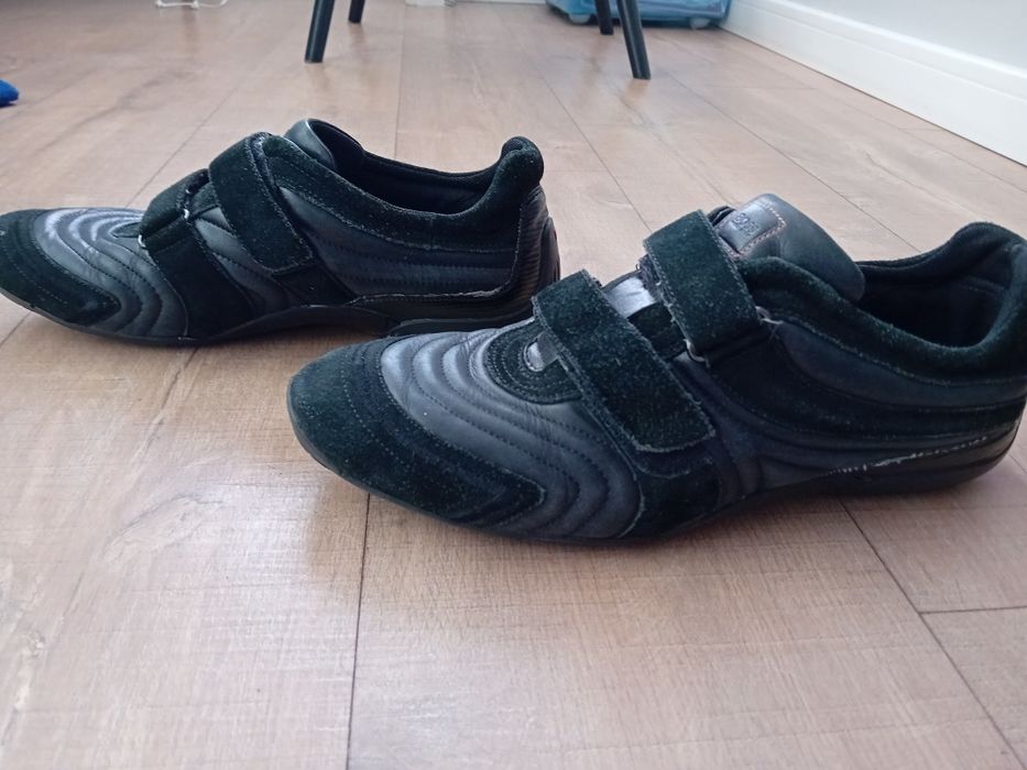 Buty HUGO BOSS na rzep, długość wkładki 30 cm