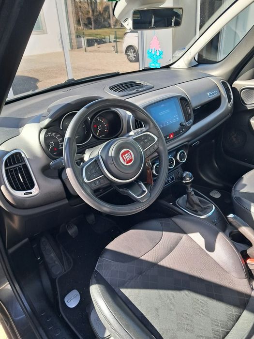 Fiat L500 1.3 MJ LOUNGE S&S
Ligeiro passageiros 
Gasóleo 
500L 1.3 MJ LOUNGE S&S
Km 105087