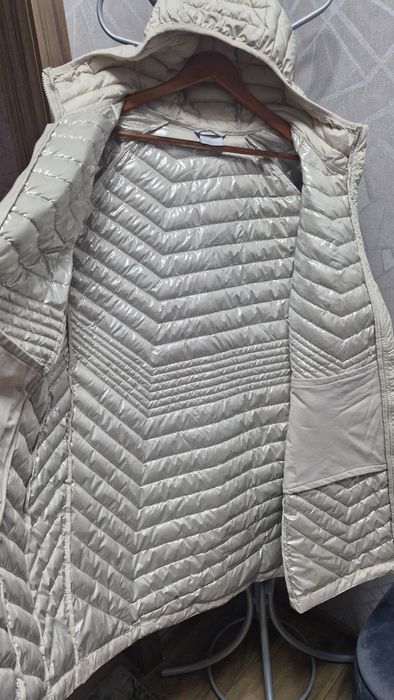 продам куртку Columbia