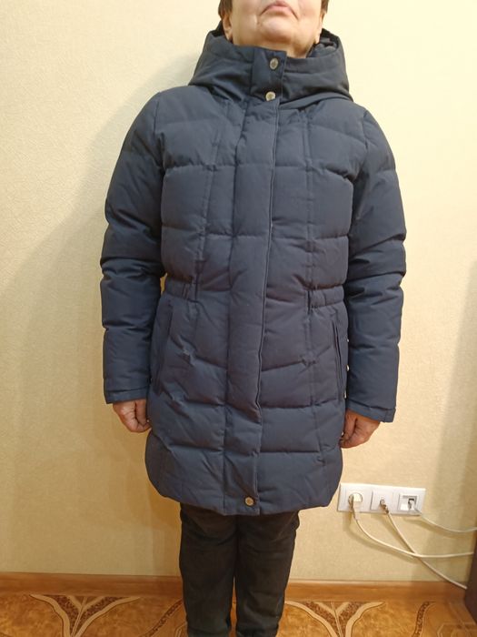 Женский Пуховик  тёмно-синего цвета Eluine