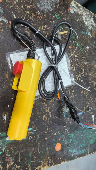 Пульт для лебедки, тельфера