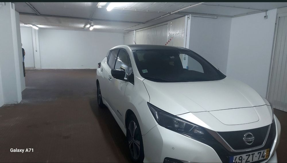 Vendo Nissan leaf n-connecta