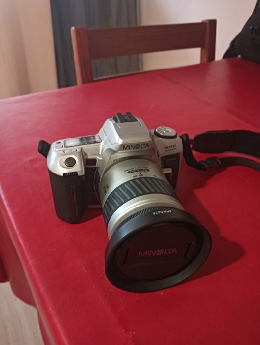 Máquina fotográfica Minolta Dynax 505si super