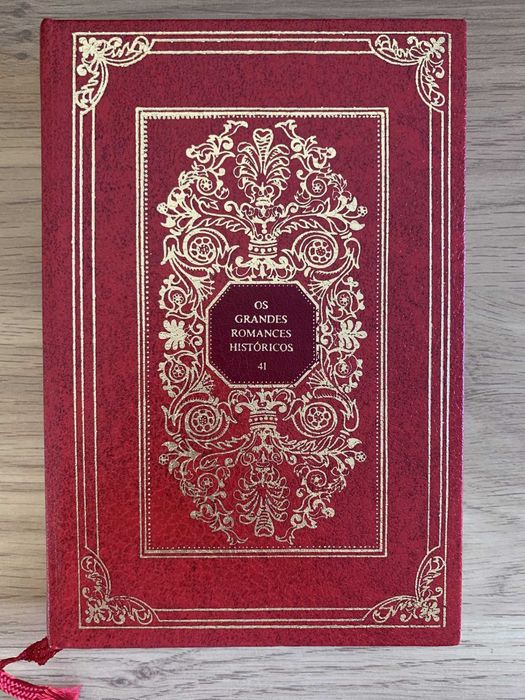 Livros variados e baratos em português