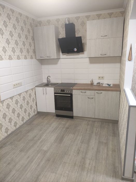 Продам 1к квартиру улица Богдана Хмельницкого.(Левый берег)