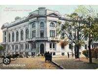 Продам преміщеня  в центрі міста 4000м2