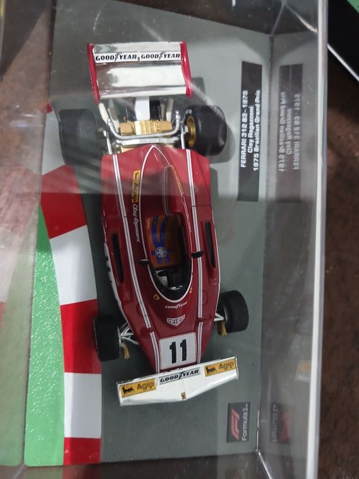 Colecção de miniaturas de carros de F1