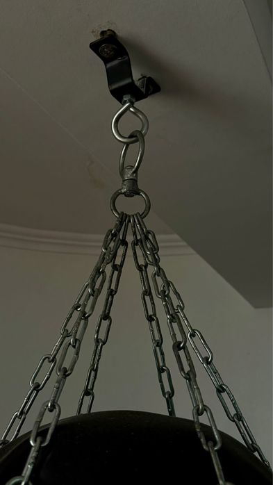 Saco de Boxe Everlast 1910 + Luvas Everlast Ta:8