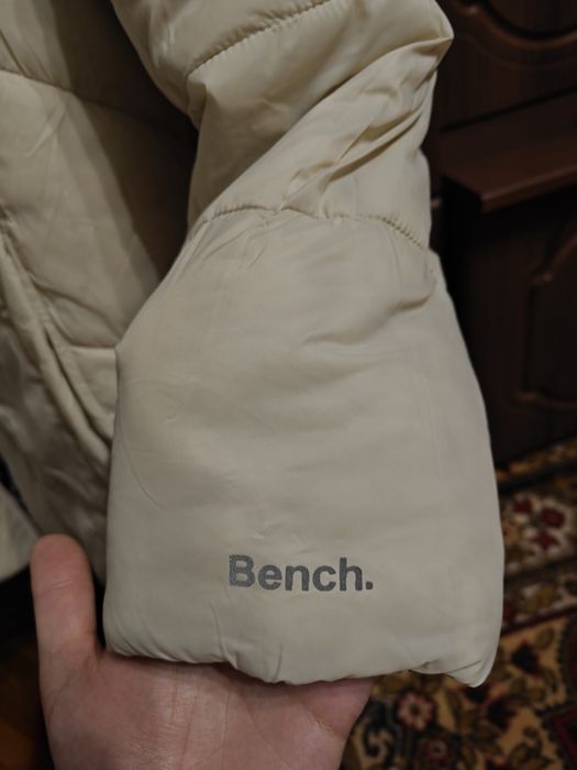 Нова жіноча  двостороння куртка Bench