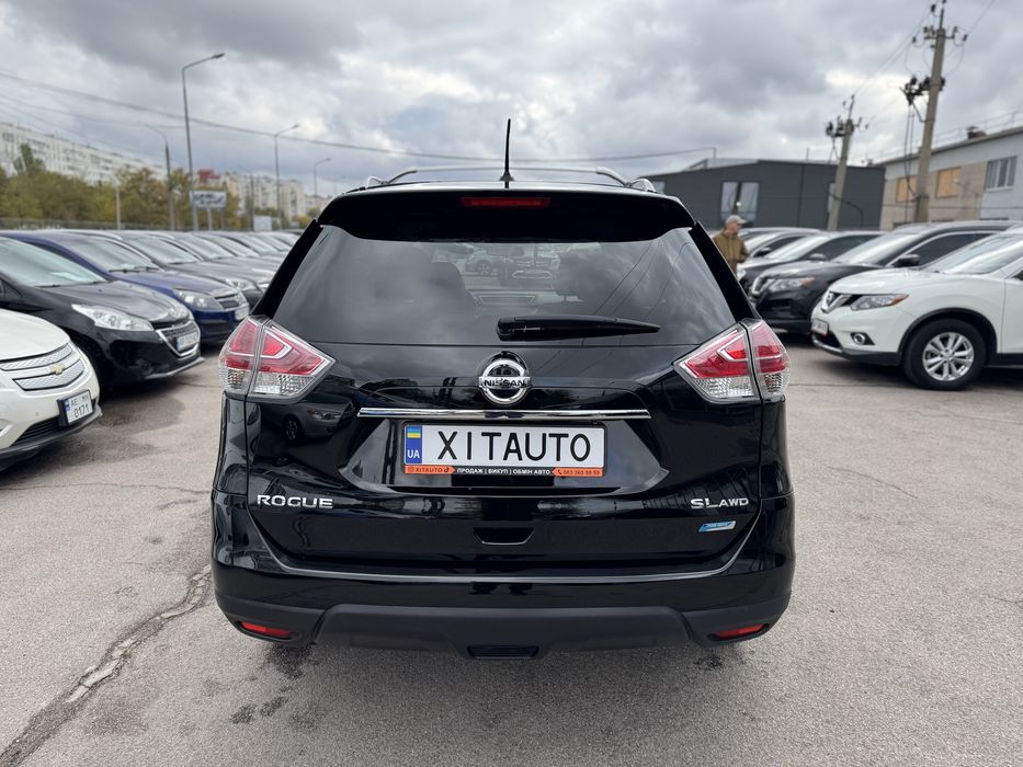 Продам Nissan Rogue SL