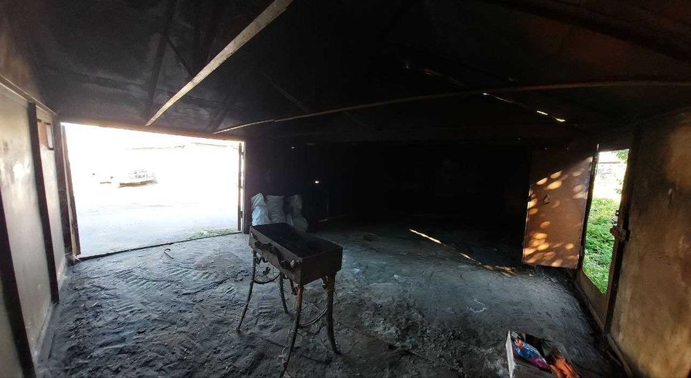 Продам гаражи - 2 разом кооператив АВТОЛЮБИТЕЛЬ вул. Героїв Крут