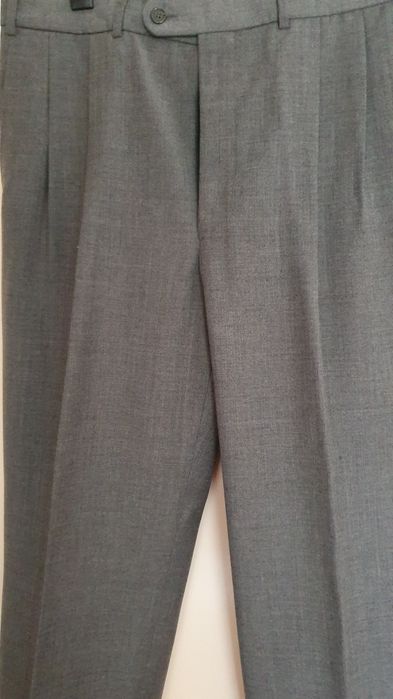 Calças cinza claro tecido fino