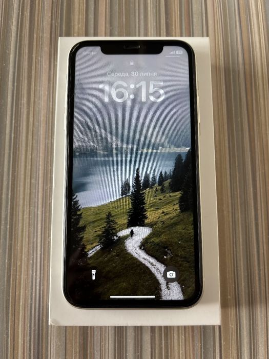 Продам iPhone 11_ 128 ГБ