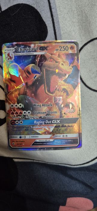 Karty kolekcjonerskie POKEMON