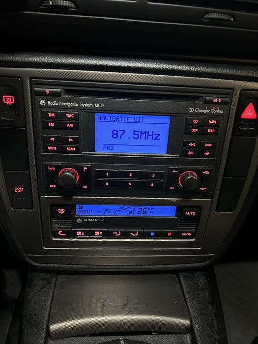 Radio 2 din orginalne passat b5 fl 2003