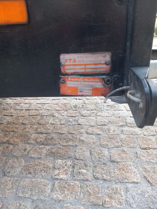 Reboque de 1200kg