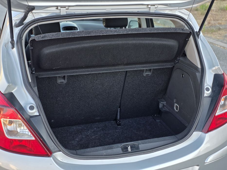 Opel  Corsa D 1.2 *85.000km* (2009)