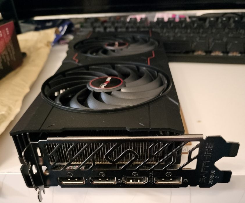 Placa Gráfica Sapphire RX 6700 XT 12GB
