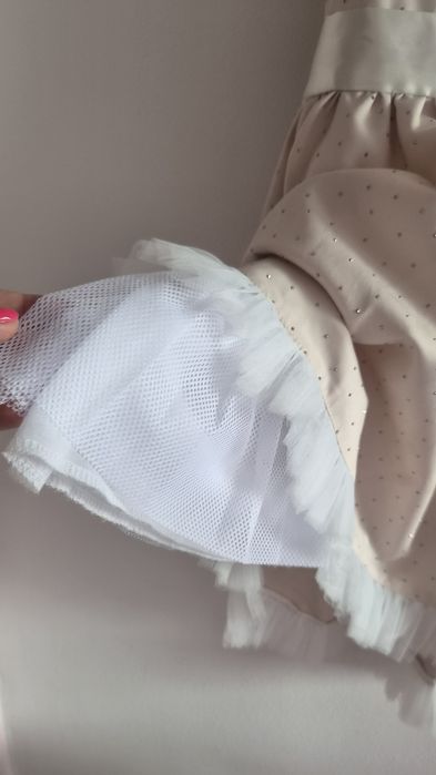 Sukienka okazjonalna rozmiar 134
