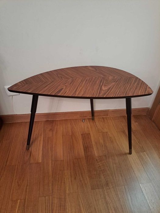 Mesa de Apoio Lovbacken