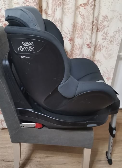 Britax Romer Dualfix M i-size, obrotowy,  9-18 kg