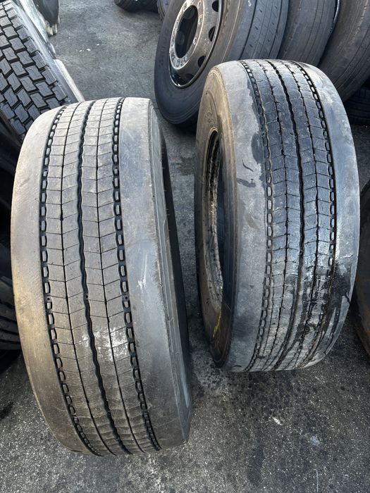 315/70R 22.5 pneus usados, recauchutados, novos