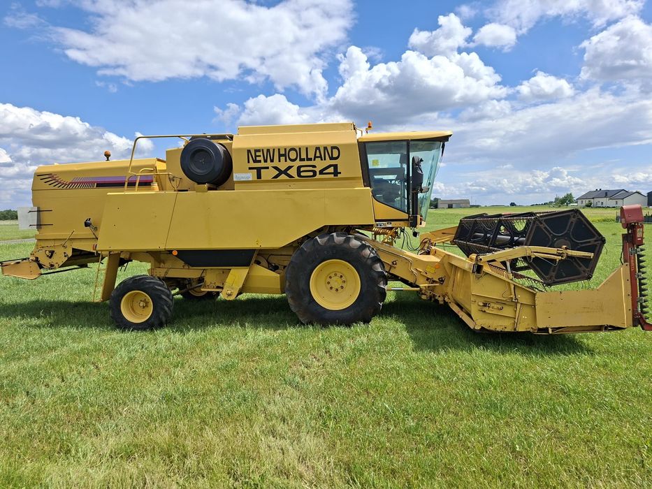 New Holland TX 64 SUPER STAN