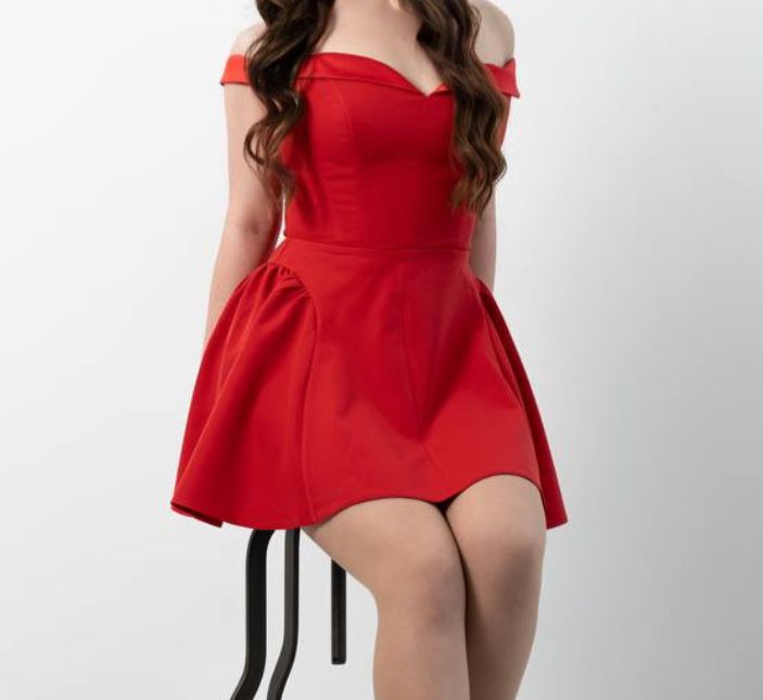 Червона сукня міні розмір М