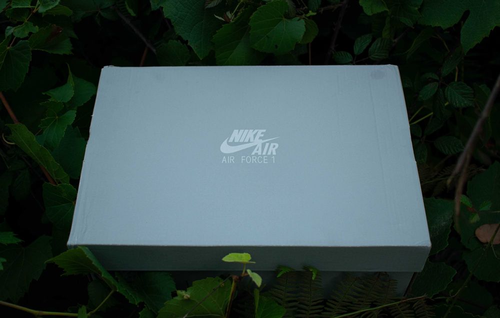 NIKE AIR FORCE 1 LOW