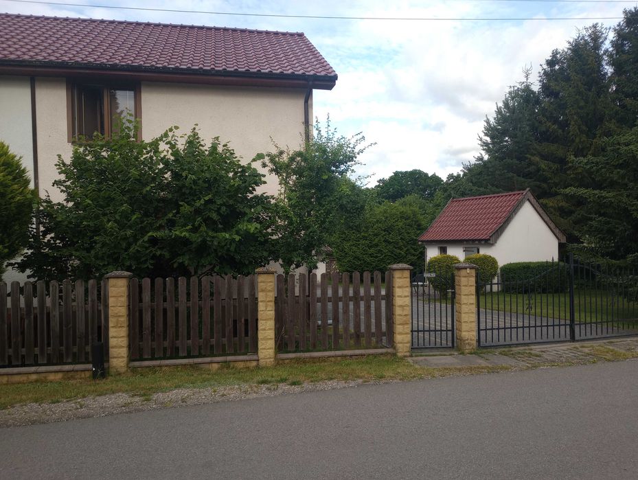 Dom nad rzeką sprzedam
