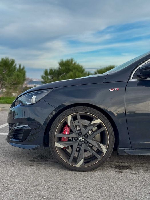 Peugeot 308 GTi by Peugeot Sport