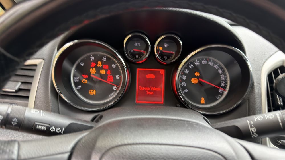 Opel Astra J 1.3диз