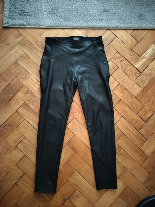 Damskie legginsy à la skórzane