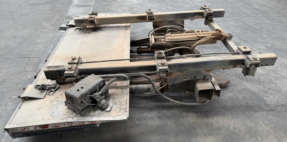 Plataforma Dhollandia 1500 kg para camião