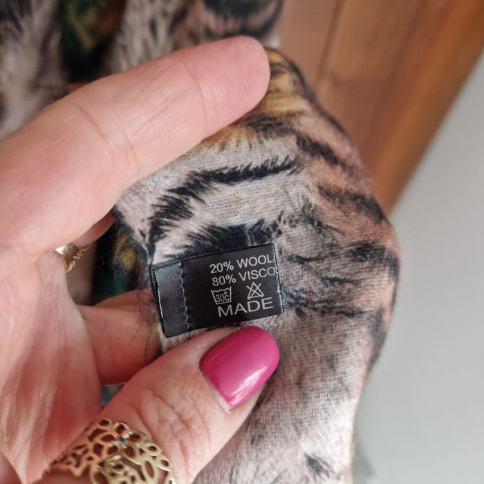 Szal damski dwustronny