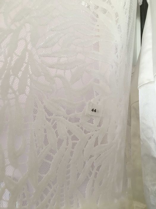 Suknia ślubna - prosta i lekka