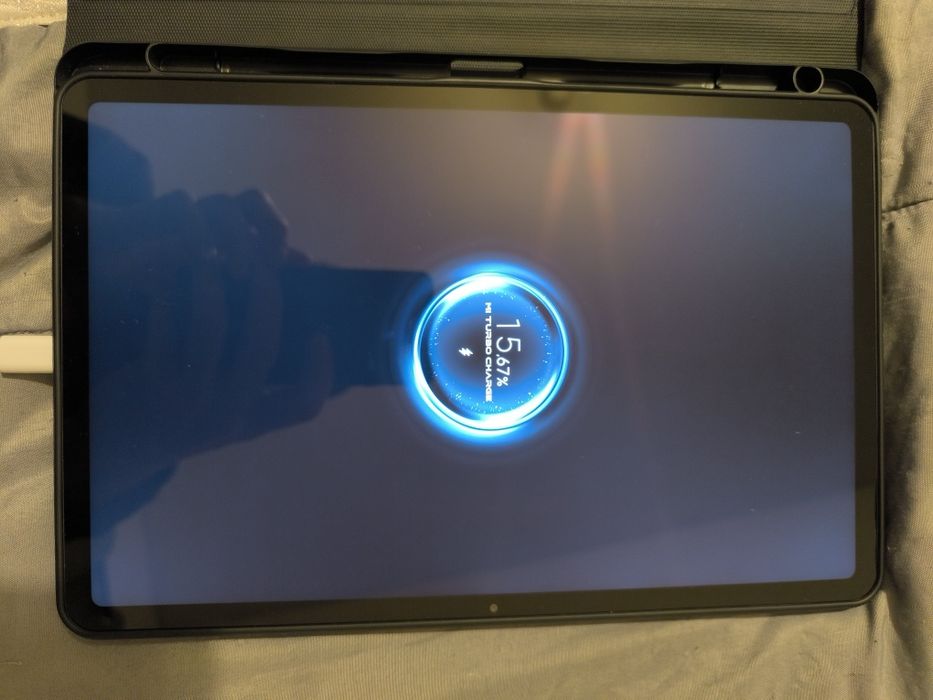 Selling/Trading Xiaomi Redmi Pad Pro 256 GB, Like New with Invoice64729606984194123