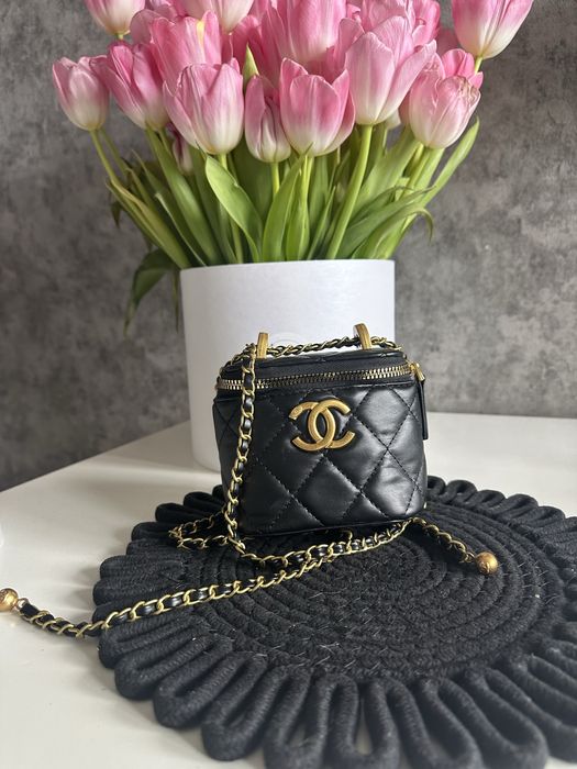 Сумка шанель чорна