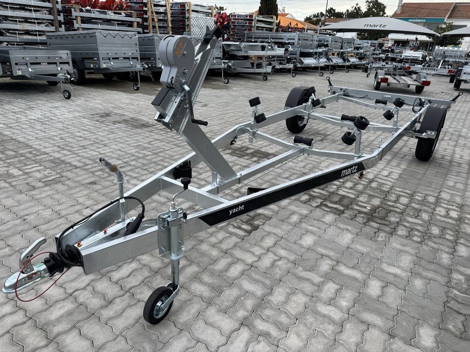 Atrelado MARTZ Yacht 1500