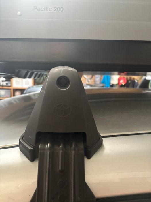 Top case carro Thule pacific 200