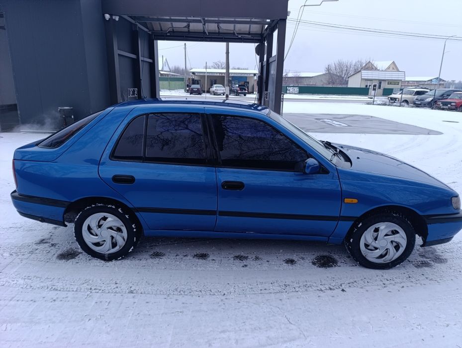 Ніссан санні n 14